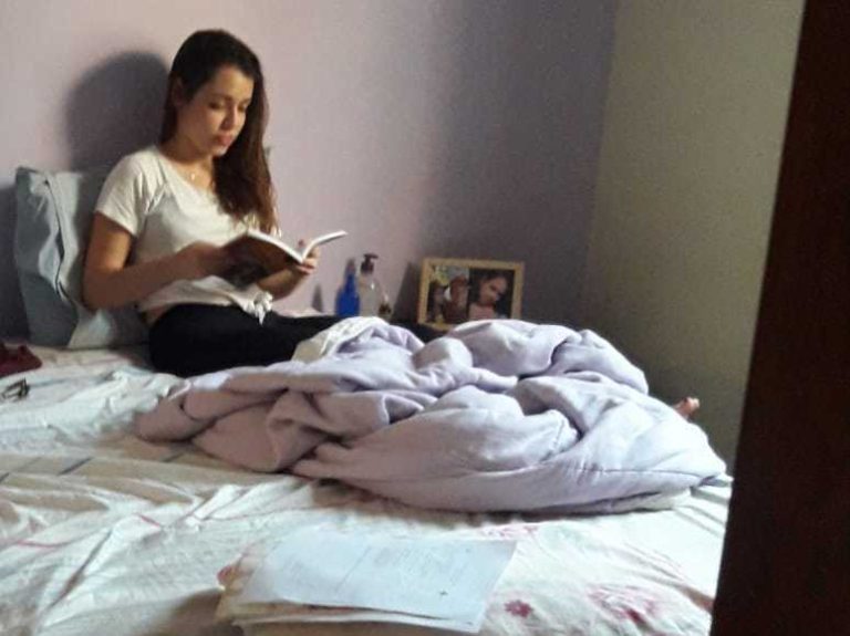 Estudante que teve contato com mulher com covid-19 aguarda há 16 dias resultado de exame em Ribeirão