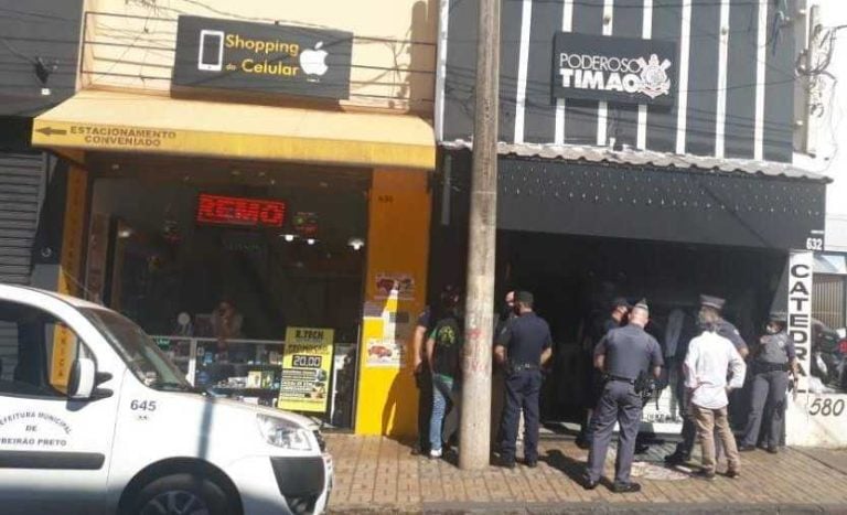 Fiscalização Geral fecha loja do Corinthians no Centro de Ribeirão