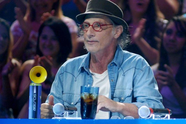 Produtor musical Arnaldo Saccomani morre aos 71 anos em São Paulo