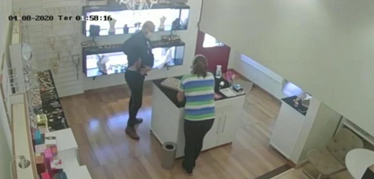 Quadrilha rouba R$ 1 milhão em produtos de joalheria em Viradouro