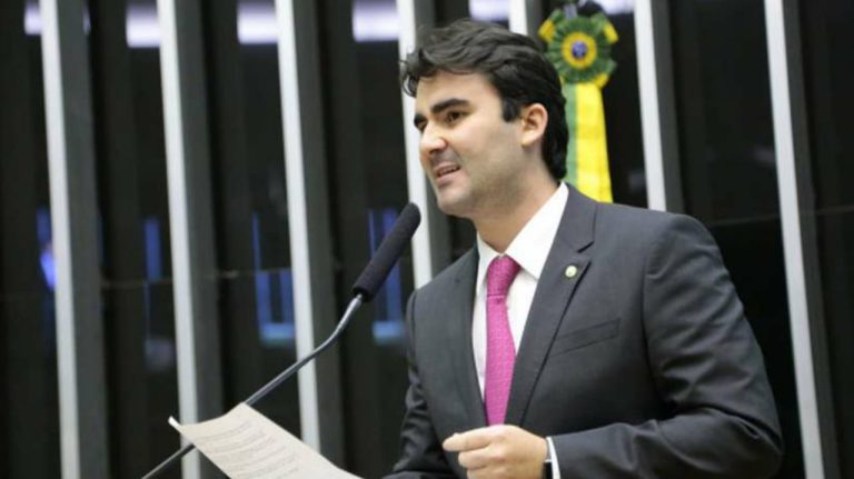 Ex-deputado Caio Narcio morre aos 33 anos devido complicações da Covid-19