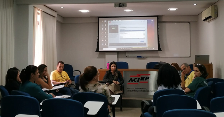 Alunos da USP utilizam empreendedorismo para melhorar a vida de 14 mil pessoas