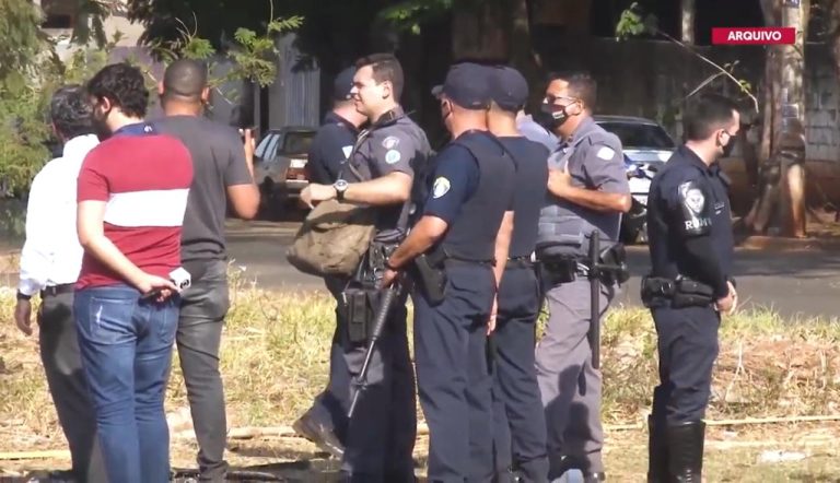 Morador diz ser ameaçado pela fiscalização geral da prefeitura em ação de reintegração de posse no Salgado Filho I