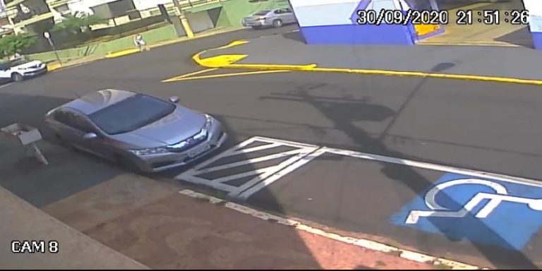 Vídeo | Idosa de 72 anos fica ferida ao ser atropelada no centro de Ribeirão Preto