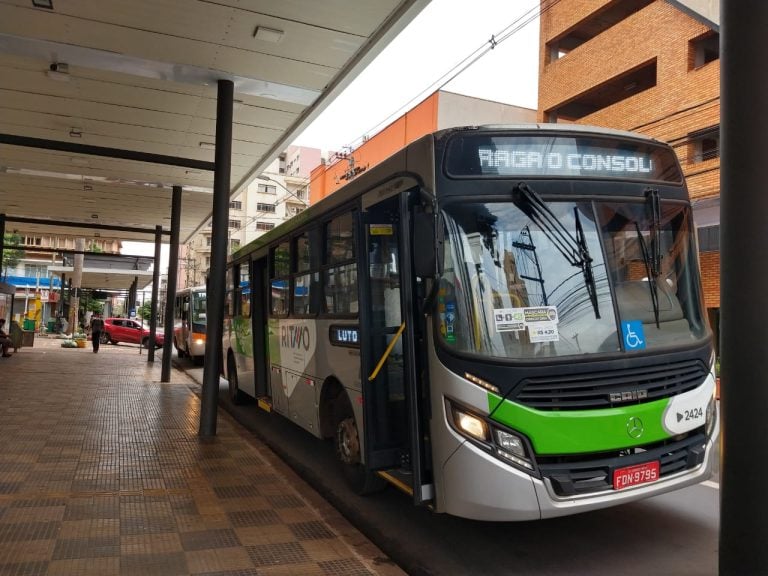 Nogueira anuncia a troca de 50 ônibus em Ribeirão Preto a partir de julho