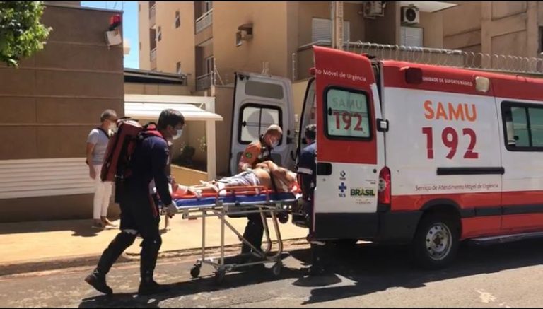 Idoso escorrega e bate a cabeça em borda de piscina na zona Sul de Ribeirão Preto