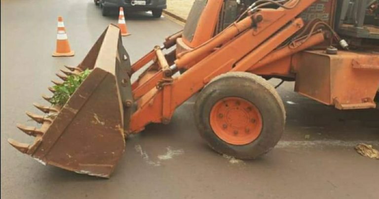 Retroescavadeira desgovernada mata jardineiro em Bonfim Paulista