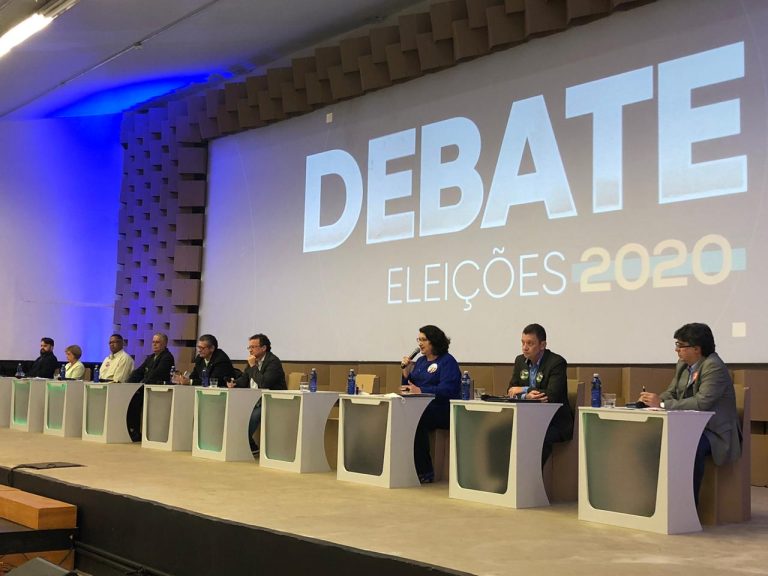 Chamada de ‘cabritona’, Cris Bezerra registra boletim contra Chiarelli por calúnia