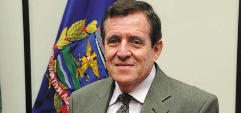 PT tentará reverter desfiliação de Parada, afirma direção