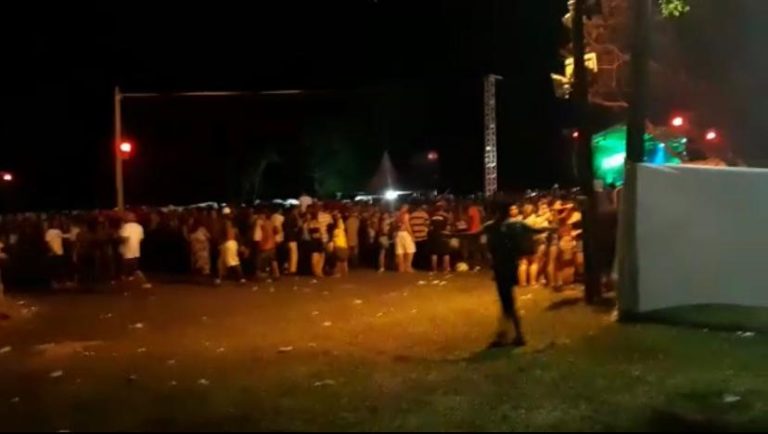 Vídeo | Moradores pedem solução para aglomerações no Cristo Redentor