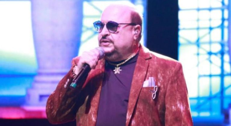 Morreu, aos 68 anos, o cantor Paulinho, do grupo Roupa Nova