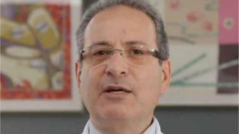 Médico acusado de abuso sexual por pacientes é preso