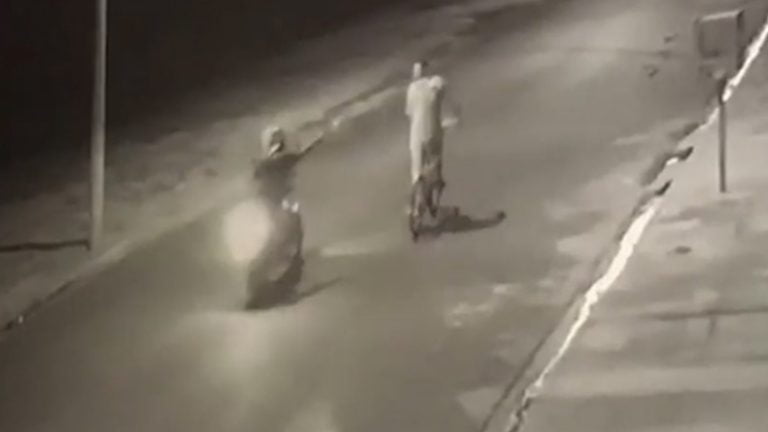 Imagens fortes | Polícia prende dupla que executou suspeito de abusar de criança em Guariba