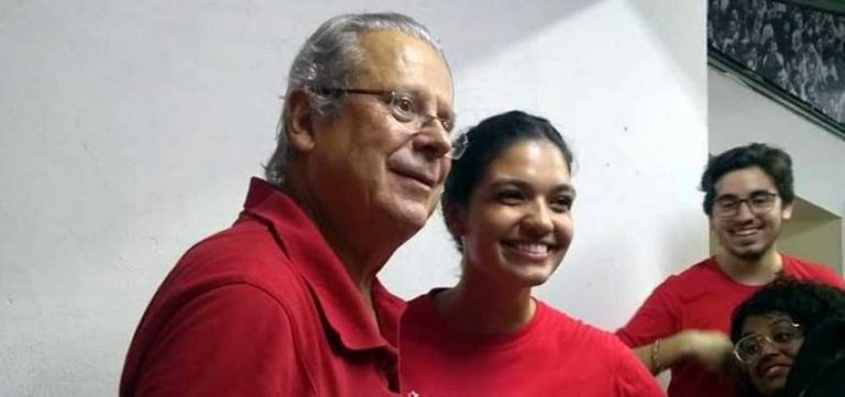 Conselho vê irregularidade, mas livra Duda de cassação