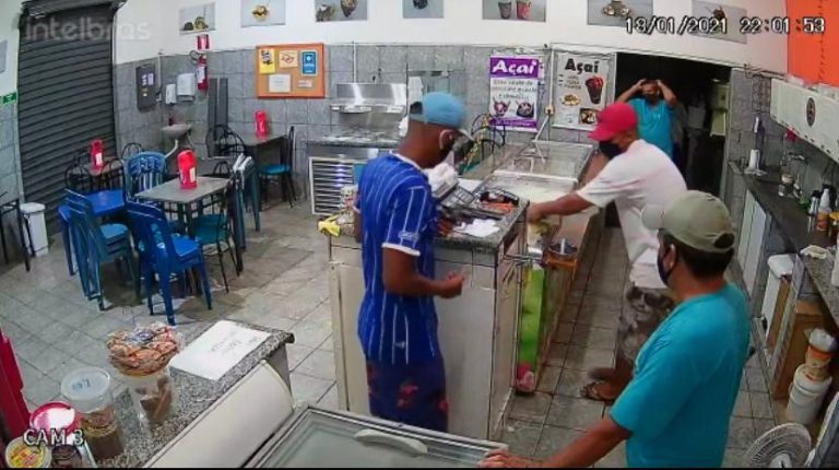 Vídeo | Sorveteria é assaltada pela quarta vez em 10 dias e comerciantes pedem socorro