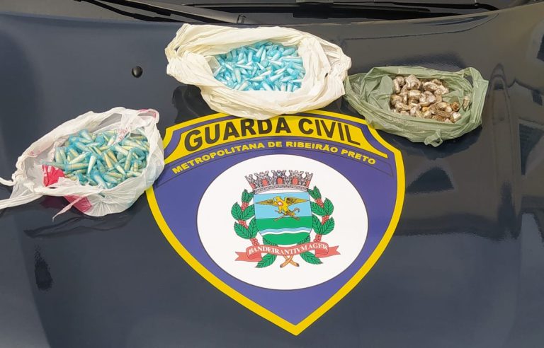 GCM apreende 350 pinos de cocaína e 150 unidades de maconha no bairro Ipiranga