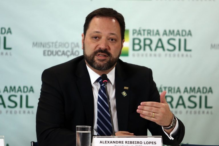 Presidente do Inep descarta novo adiamento do Enem 2020