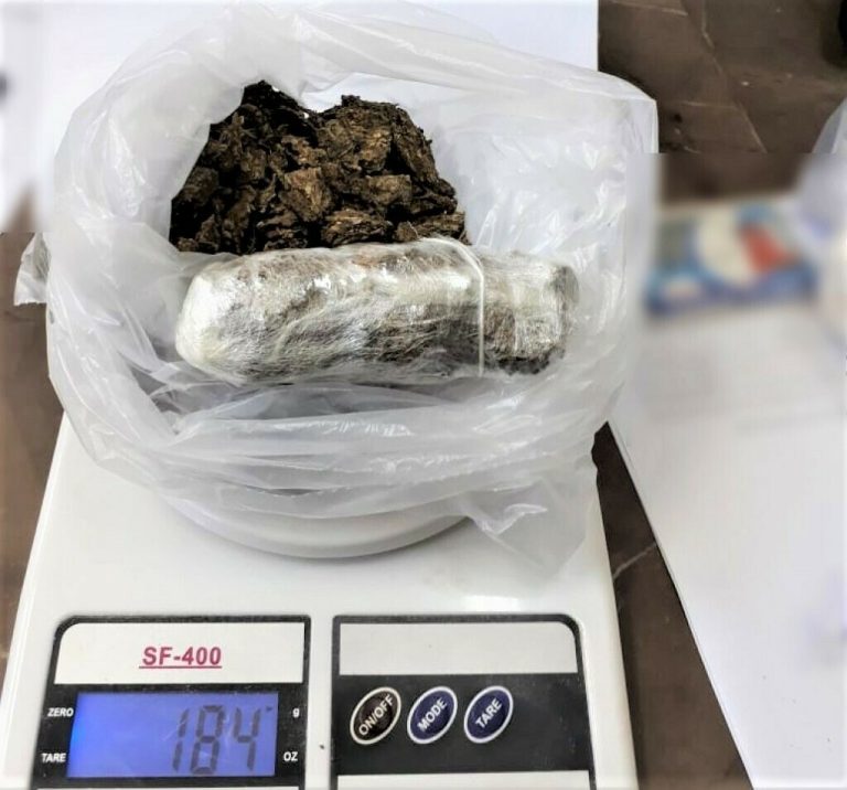 Mulher é detida ao tentar entrar em presídio com maconha, cocaína e k4 em Ribeirão Preto