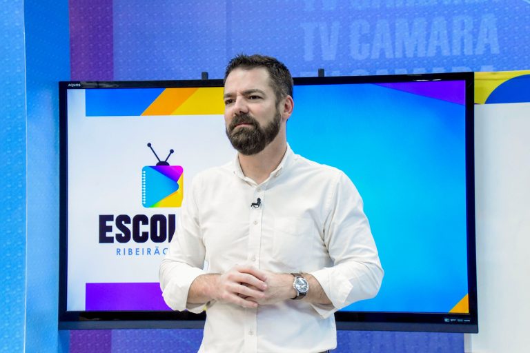 Tv Câmara retorna com as transmissões do programa Escola na TV