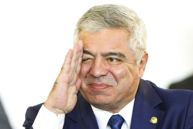 Morre o senador Major Olímpio, vítima da Covid-19