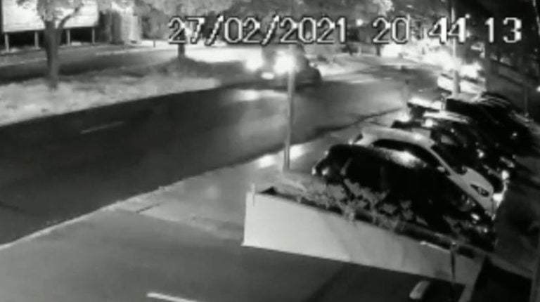 Vídeo | Mulher tem carro incendiado por ex-companheiro durante comemoração de aniversário na zona Sul de Ribeirão Preto