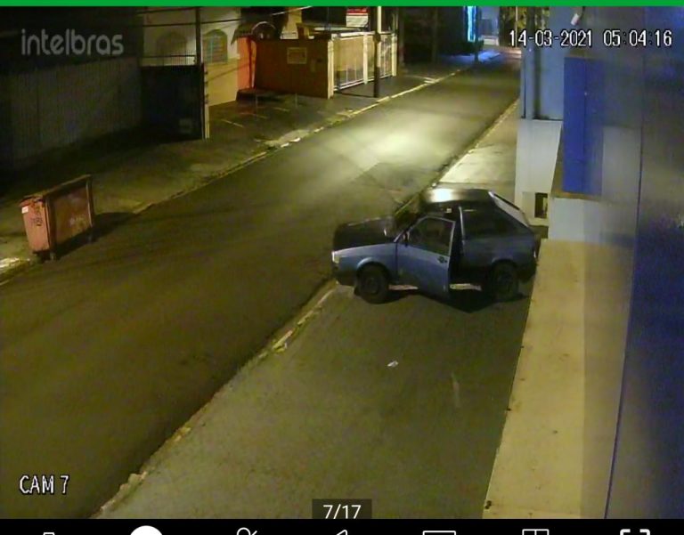 Vídeo | Gangue da Marcha à Ré furta loja de eletrônicos na avenida Nove de Julho