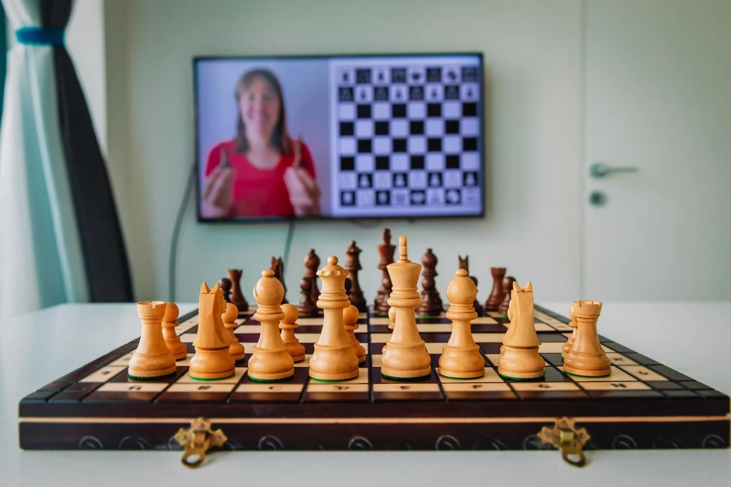 Secretaria de Esportes inicia aulas de xadrez on-line - Thmais
