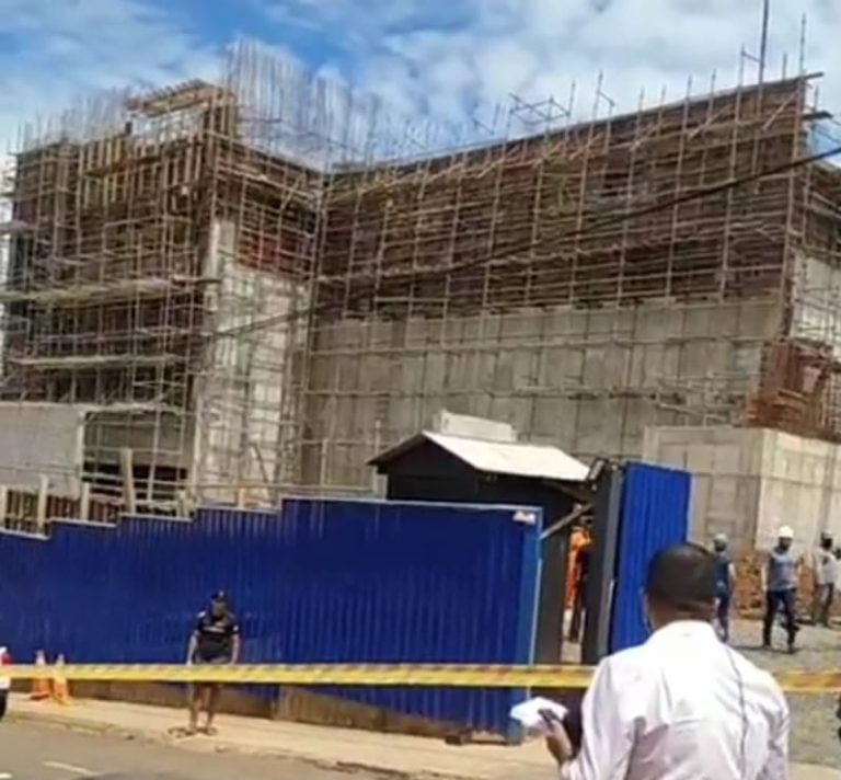 Laje desaba e deixa ao menos oito operários feridos e 20 desaparecidos na região