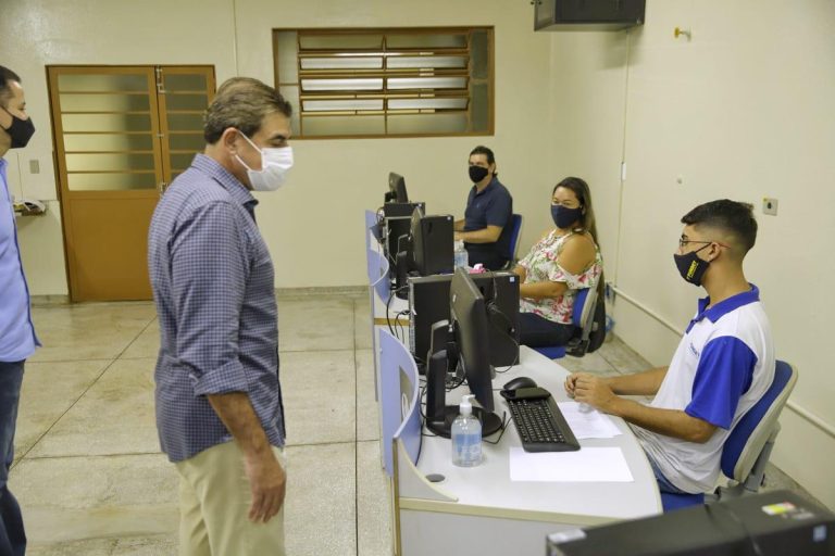 Prefeitura inaugura call center para pedidos de cesta básica