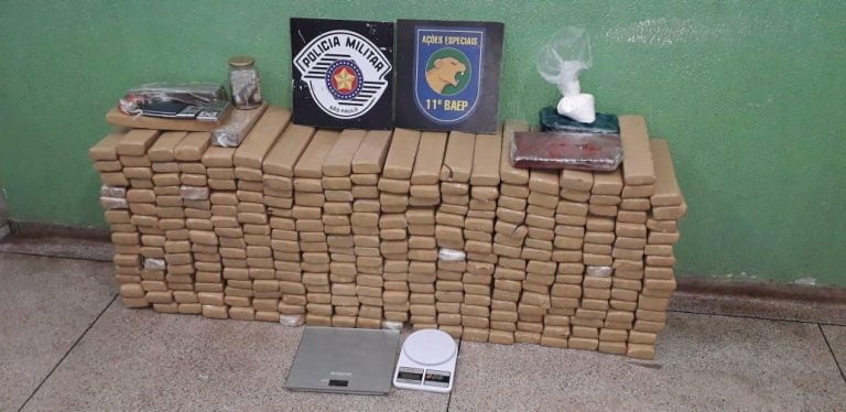 Baep estoura QG do tráfico e apreende mais de 220 quilos de drogas em Ribeirão