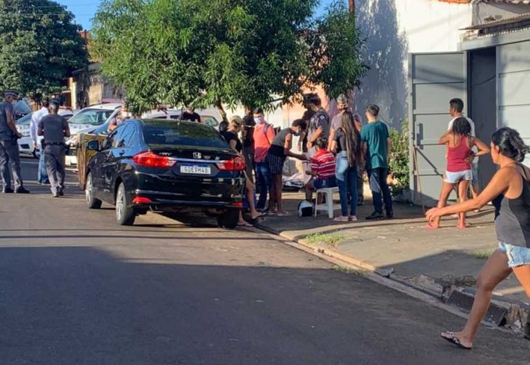 Homem é executado a tiros no Jardim Marchesi