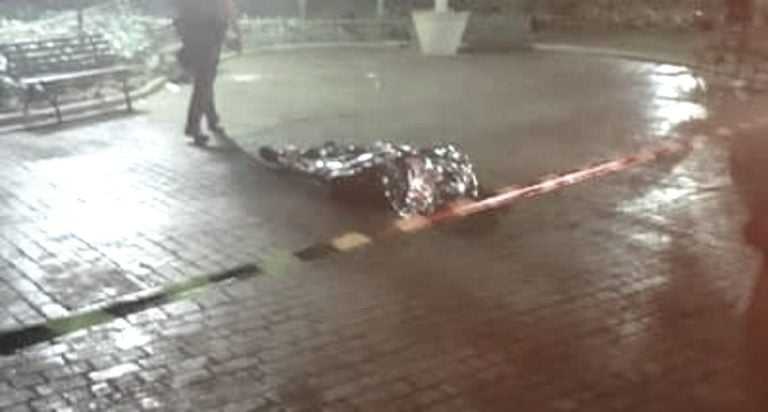 Mulher de 39 anos morre ao ser esfaqueada em praça de Sertãozinho
