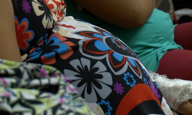 Câmara aprova retorno de gestantes vacinadas ao trabalho presencial