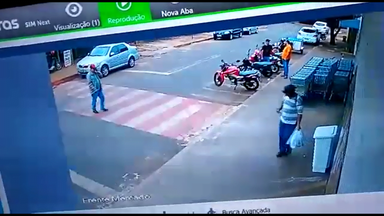 Vídeo | Homem é atropelado durante racha em Araraquara