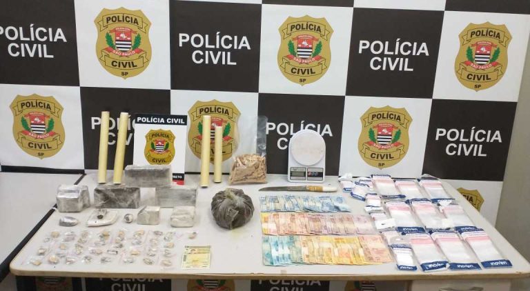 Polícia prende dois homens com mais de 50 porções de maconha em Ribeirão