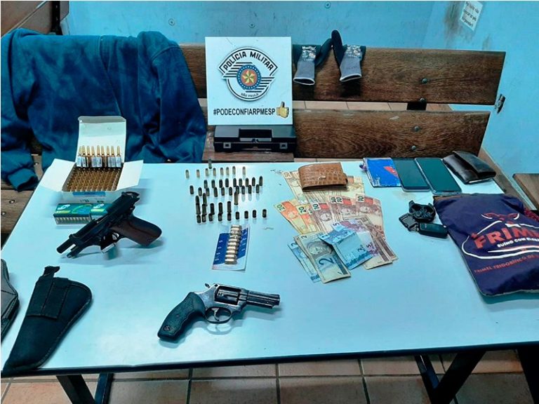 Homem é preso depois de roubar caminhonete e fazer vítima refém