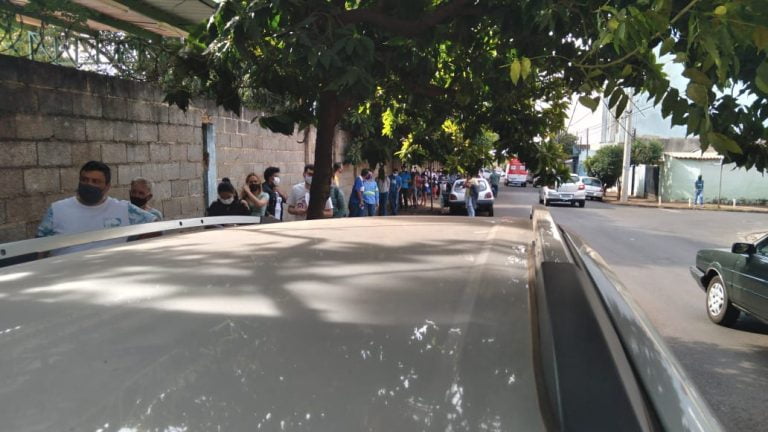 UBDS da Vila Virgínia tem fila e aglomeração durante vacinação da Covid