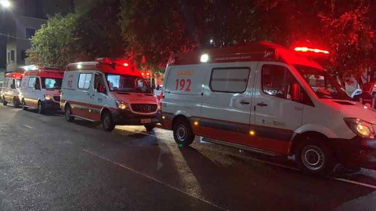 Vídeo | Funcionários do SAMU protestam após enfermeira ser detida pela PM em Ribeirão