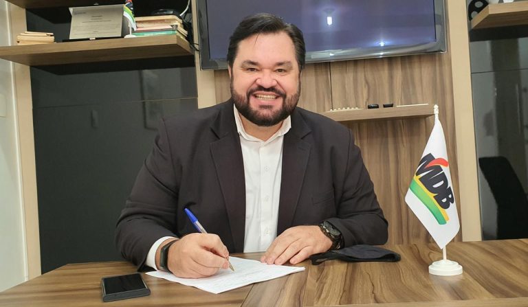 Alessandro Maraca é eleito presidente do diretório municipal do MDB em Ribeirão