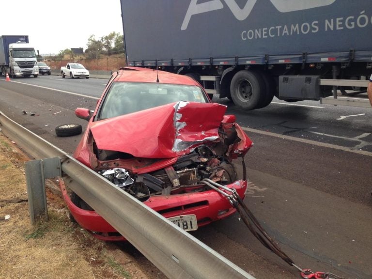 Manhã registra engavetamento na rodovia Anhanguera