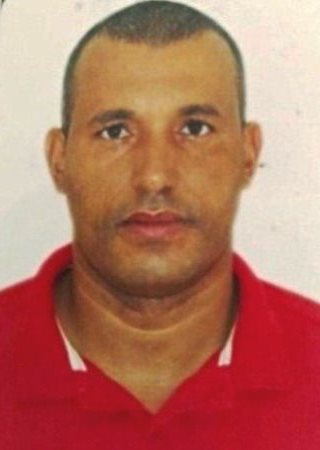 Homem morto a facadas na região é sepultado em São Carlos