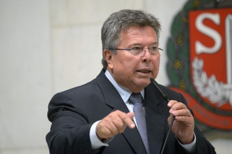 Carlos Pignatari assume como novo governador de SP durante a viagem de Doria e Garcia