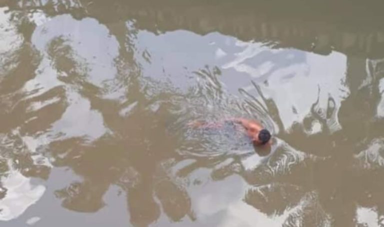 Homem cai dentro de córrego em Ribeirão Preto