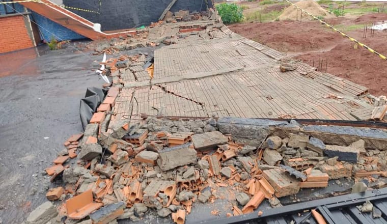 Corpo de criança é encontrado em terreno com obra