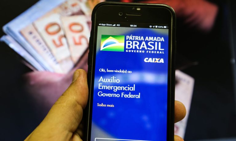 Governo notifica 650 mil pessoas a devolver auxílio emergencial de forma voluntária