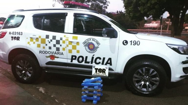 Homem é preso carregando 15 quilos de maconha em Uno