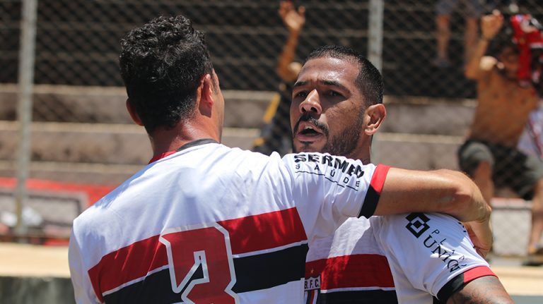 Botafogo vence o São Bernardo e sai na frente na decisão da Copa Paulista