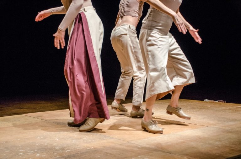 Cia Pé na Tábua de Ribeirão Preto apresenta temporadas online do espetáculo Atalhos