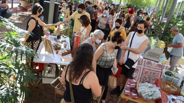 Feira gratuita de economia criativa chega em Ribeirão Preto