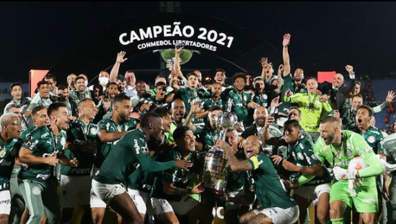 Palmeiras atua para manter Abel, trazer reforços e definir renovações até Mundial